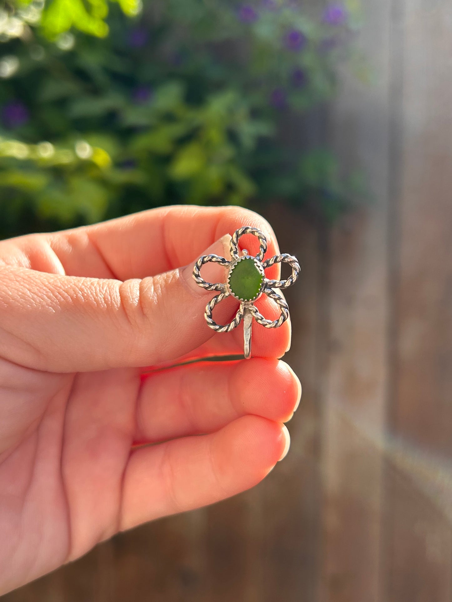 Daisy Hat Clip