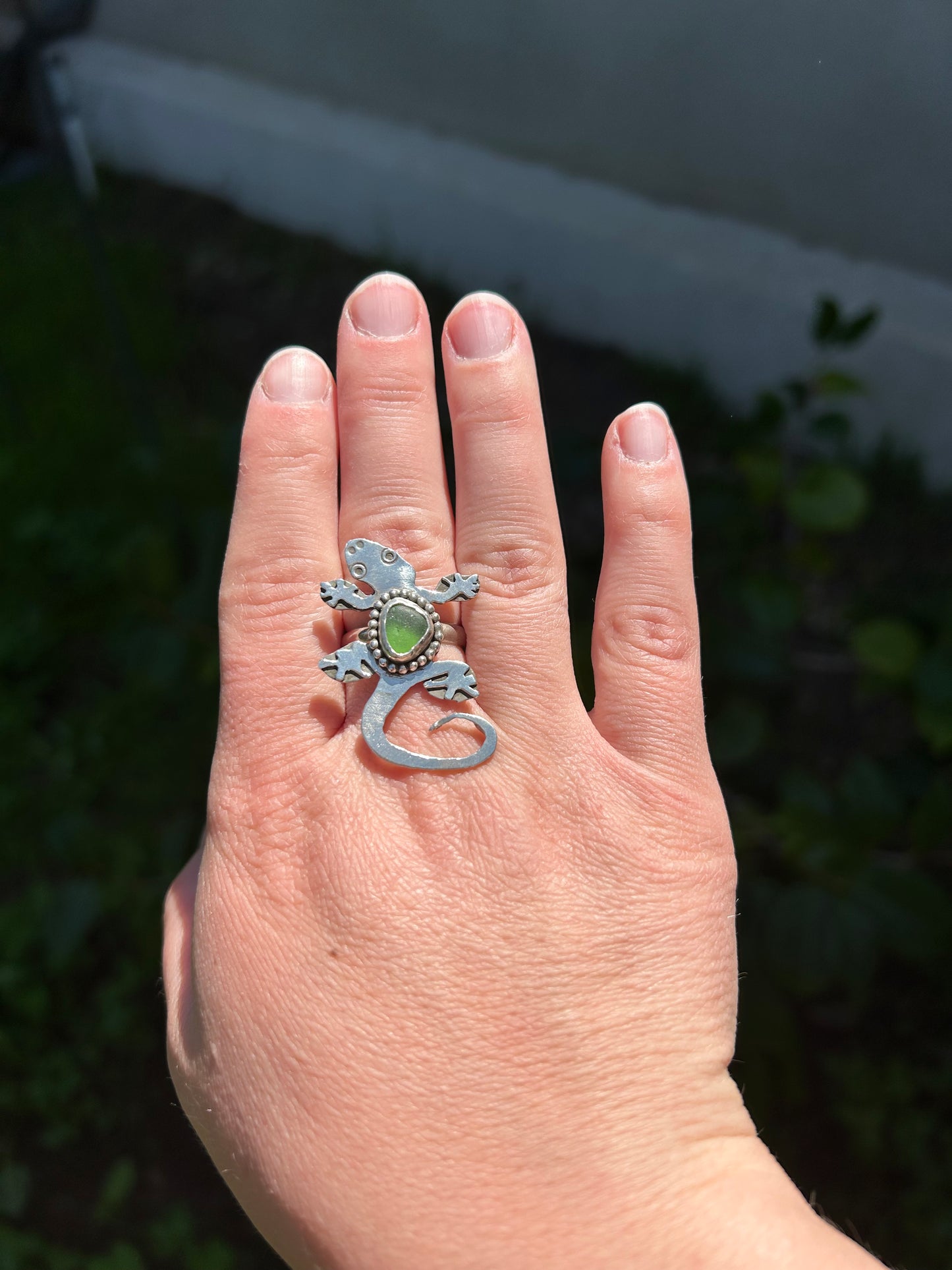 Decorative Green Sea Glass Gecko Ring