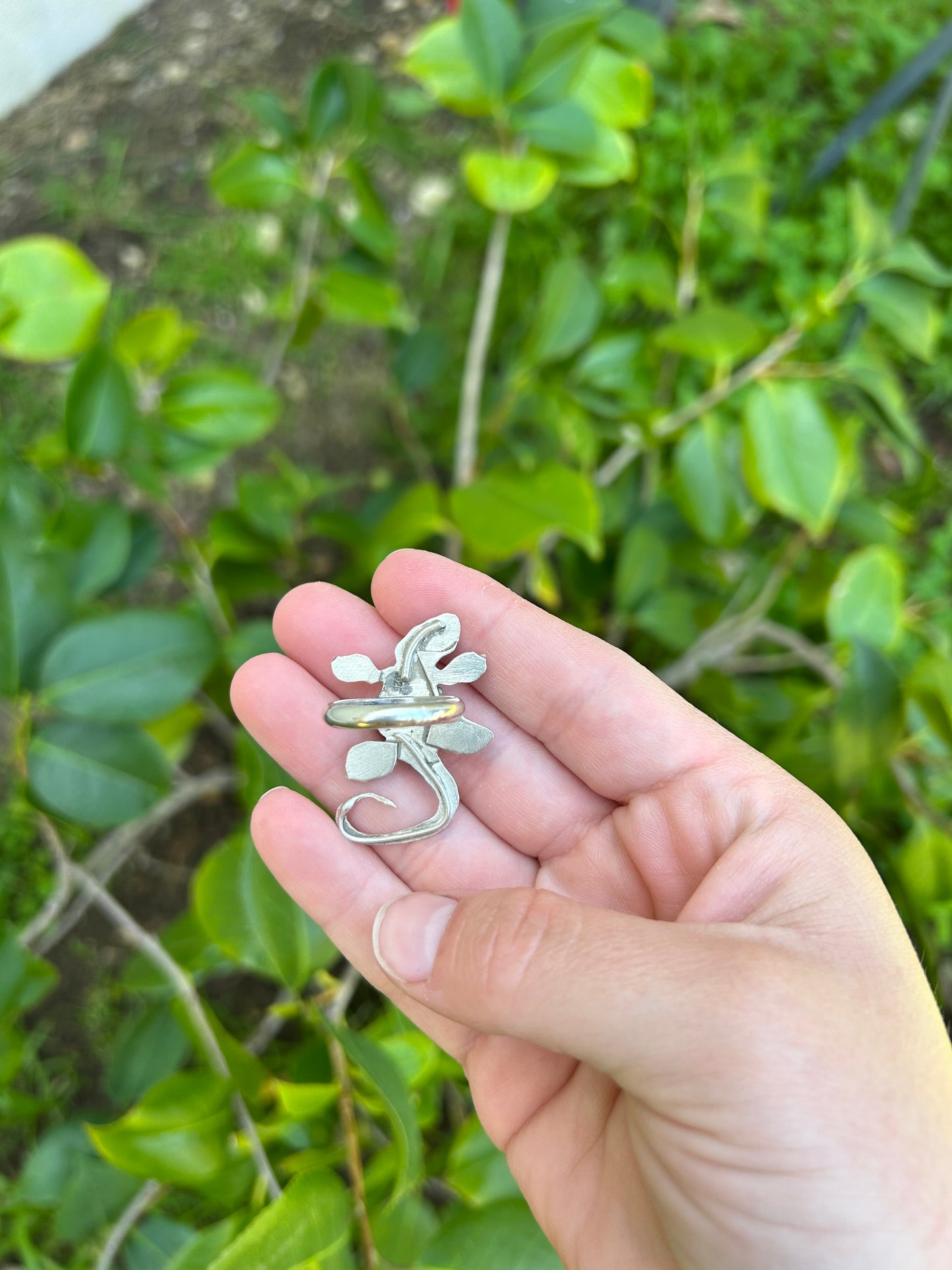 Decorative Green Sea Glass Gecko Ring