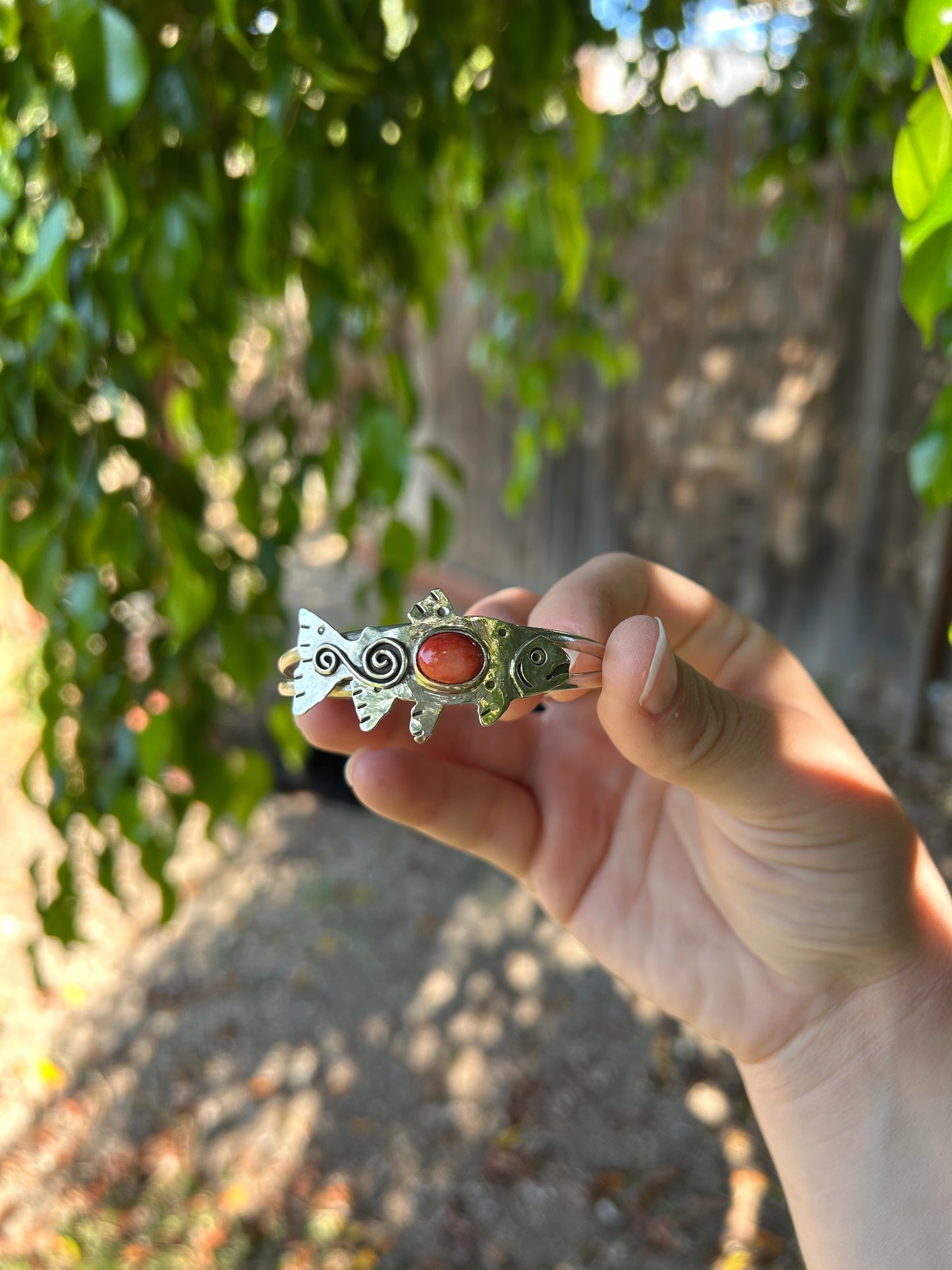 Spiny Oyster Trout Cuff