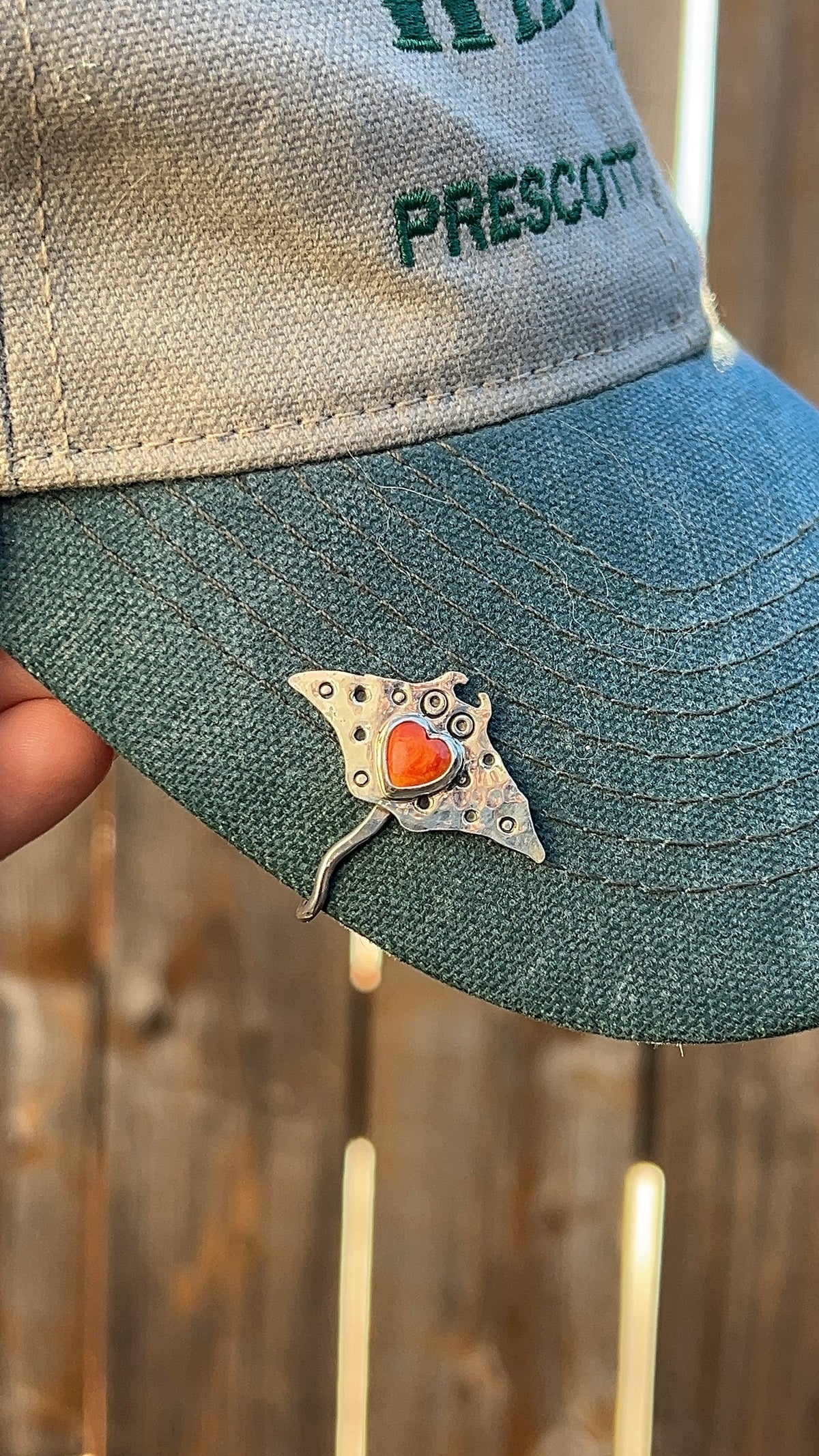 Manta Ray Brim Fin Fall