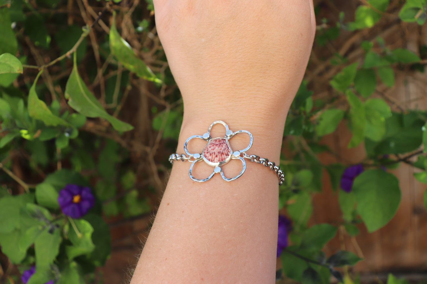 Daisy White Water Bracelet